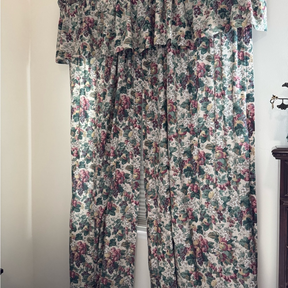 Floral Pattern Drapery Panels - Multicolor - Picture 3 of 3